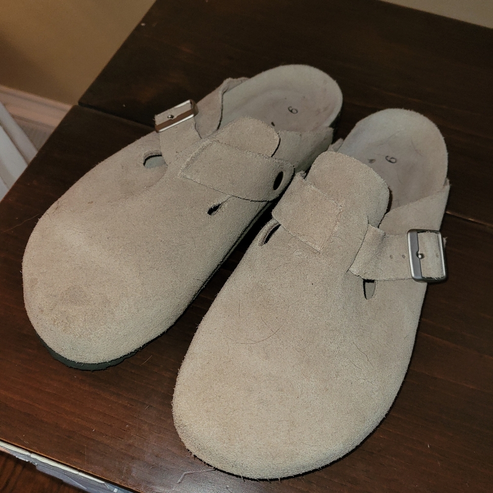 Quince Suede Buckle Clogs - DUNE